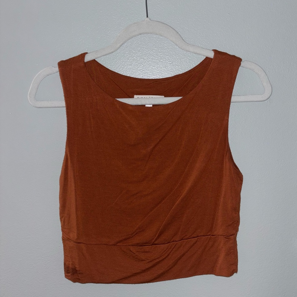 dark orange fitted crop top size L